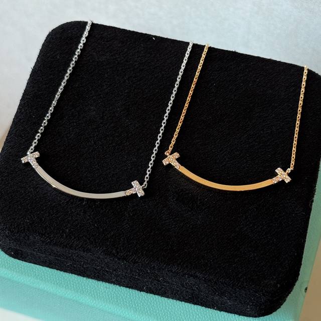 a5126T New Medium Smiley Face Half Diamond Necklace Smile Good Mood Everyday