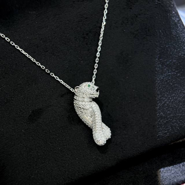 a4812 Sterling Silver Version Of The Kajia Leopard Full Diamond Necklace Is S
