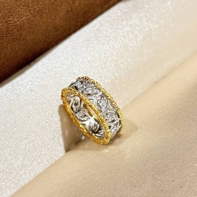 a5775 So Pretty. Retro Lace Hollow Two-Color Ring. Delicate And Elegant Textu