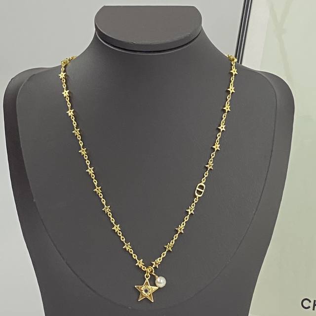 Code N661 0297825 Dior Necklace Hot-Selling Model Hot New Dior Star Cd Necklace