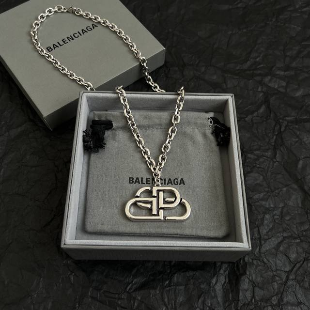 New Balenciaga Necklace Is Simple And Generous. It Has A Rich Gold Texture And L