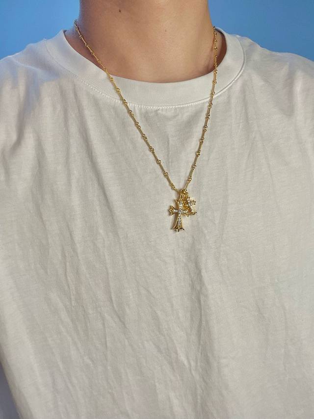 Chrome Heart White Diamond Cross Necklace Unique Style Design Classic Elements P