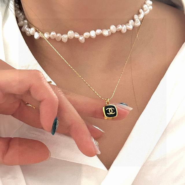 Vintage Chanel Black Square Necklace Titanium Steel Electroplating 24K Real Gold