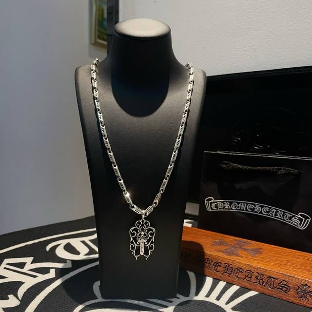 New Counter Quality Chrome Hearts Chrome Hearts Classic Retro Cross Necklace Vin