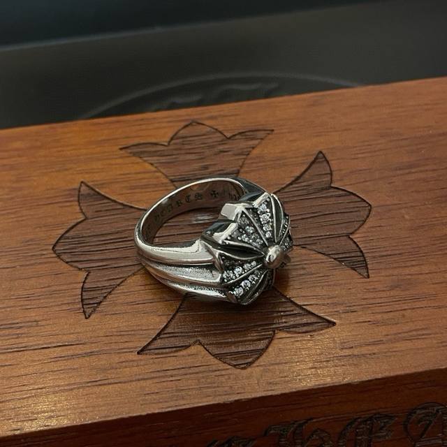 Counter Quality Chrome Hearts Chrome Hearts Classic Retro Cross Ring With Concav