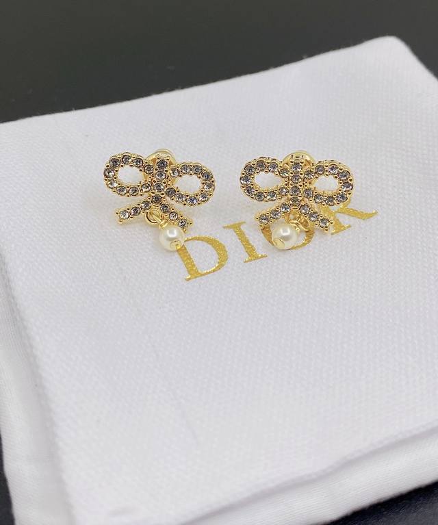 daor Latest Mini Bow Earrings Consistent Zp Brass Material