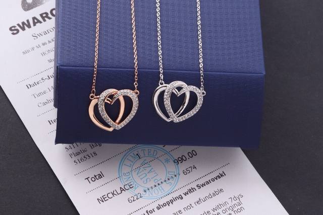Swarovski New Double Heart Clavicle Necklace The Beautiful Design Of The Heart S