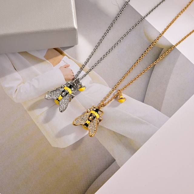 Necklace Earrings Uk Purchasing Vivienne Westwood Vivienne Westwood Saturn Bee S