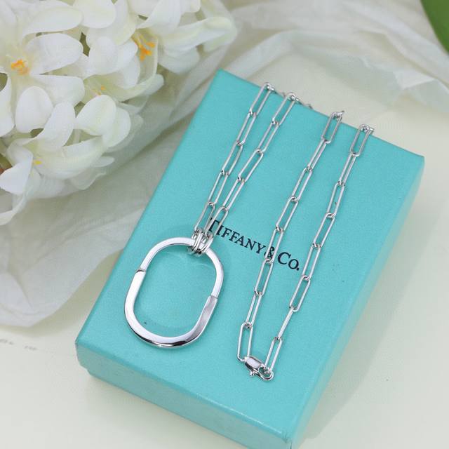 Small Diamond-Free Necklace Tiffany Tiffany's New Necklace Tiffany Lock Rose Joi