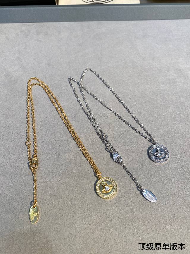 High Quality Classic Big Saturn Necklace For Men And Women Necklace Vivienne Wes