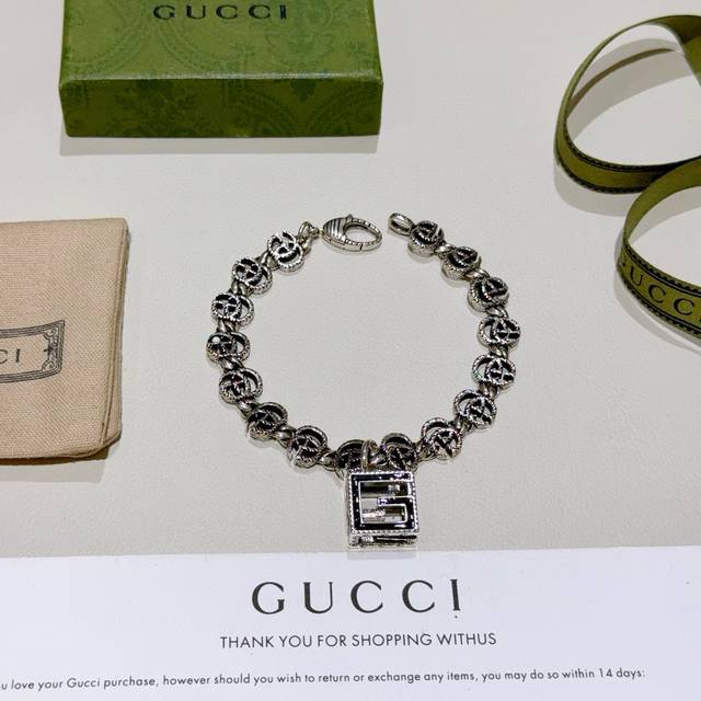 The Latest Luxury Version Of The Bracelet, Pay Attention To The Details, Exclusi