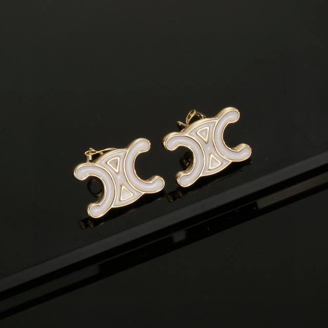 celine Celine Earrings Classic Gold Color, Small, Exquisite, Cute And Versati