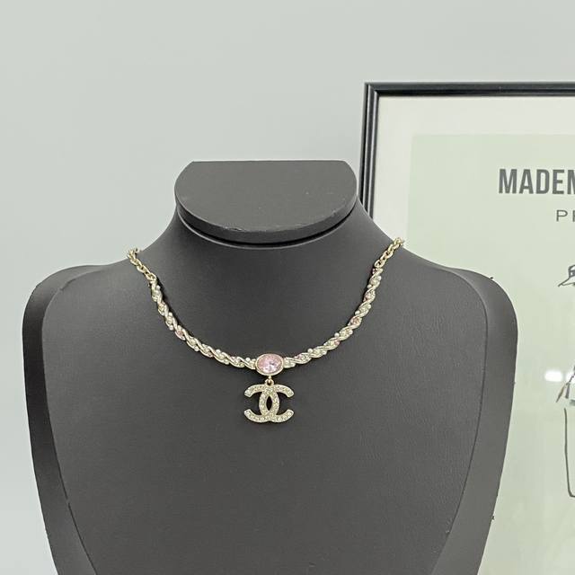 Code N705 Chanel Necklace Hot-Selling New Zp Chane 23 Pearl Pink Diamond Twisted