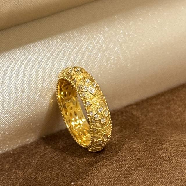 a5643 Ancient Gold Craftsmanship, Medieval Series, New Retro Brushed Four-Lea
