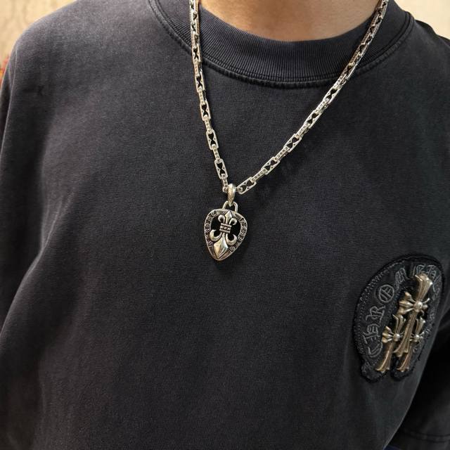 New Counter Quality Chrome Hearts Chrome Hearts Cross Necklace Heart-Shaped Scou