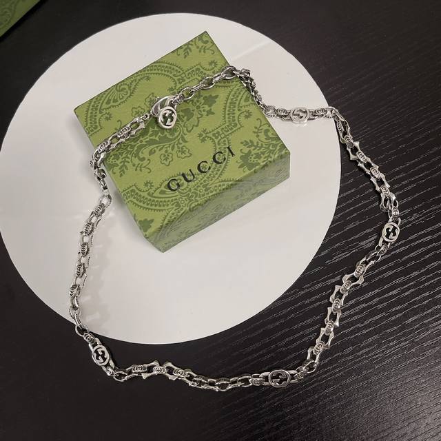 Purchasing 25 New Gucci Necklace Men's Couple Cuban Chain Interlocking Gucci Dou