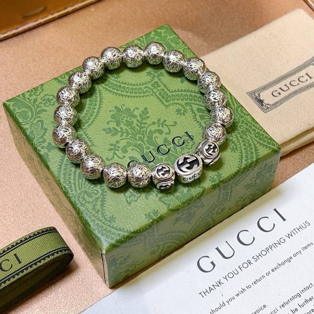 The Latest Gucci Bracelet Is A Classic And Exquisite One. No Matter The Style Or