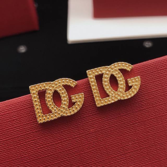 No.Dged0016 Dg*Latest Plain Earrings Consistent With Z Batch Brass Material