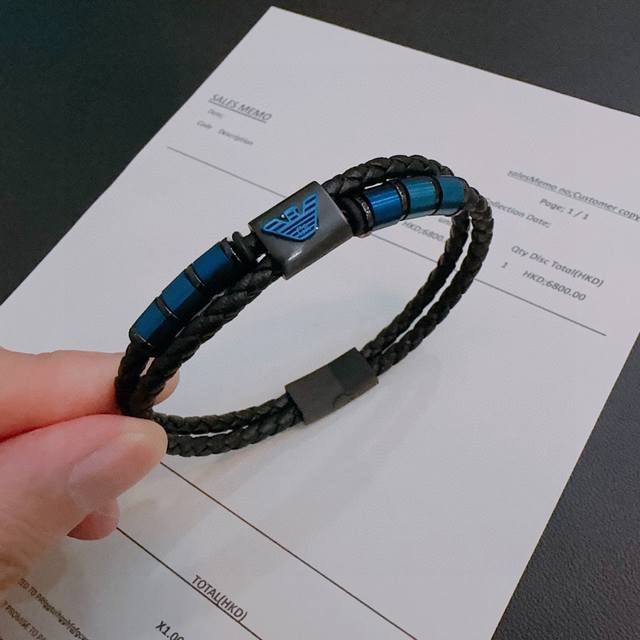 High Quality Armani Cowhide Bracelet Original Goods Counter New Model Retro Fash