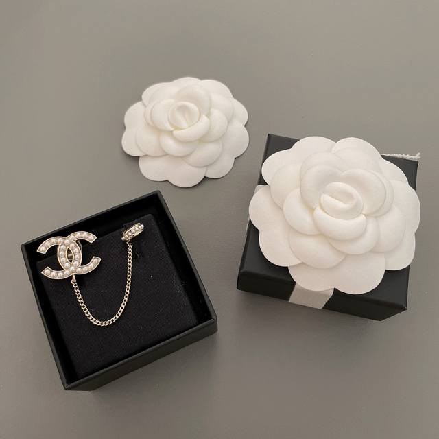 Our Product Is A Single Chain Earring Clip For Babies Without Pierced Ears. This