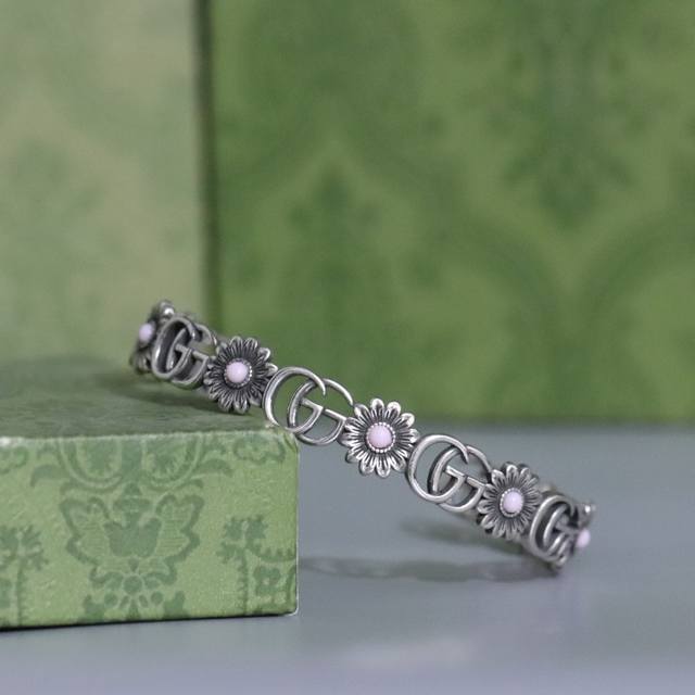 Counter Hot Sale Factory Direct Sale Counter Version Guuc* Bracelet