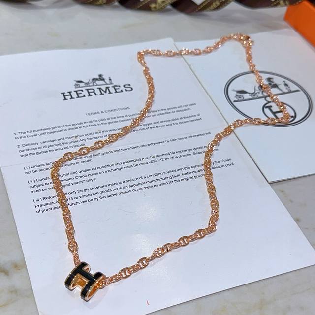 hermes Hermes Necklace H Letter Oval Series Jewelry Imported Enamel Plating.
