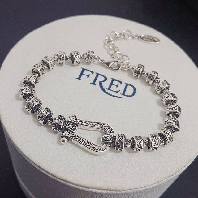 Fred Horseshoe Buckle Bracelet, Finely Crafted Micro-Inlaid, High-End Custom Cou