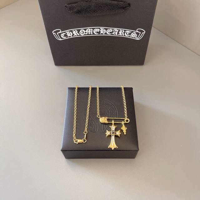 Is So Cool. The Latest Chrome Hearts . No Explosion. No Release. . Factory Direc