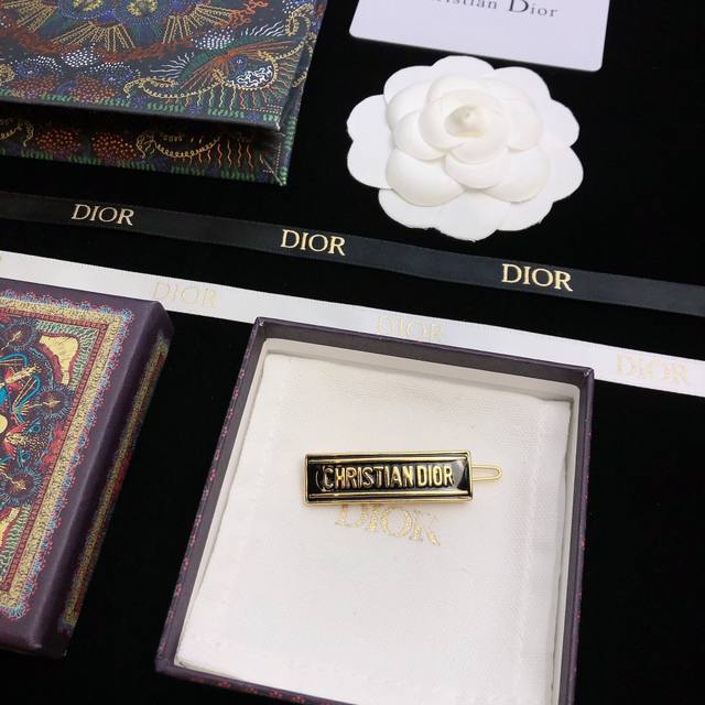 New Product Original Single Goods New Dior Dior Letter Love Cd Metal Hairpin Cou