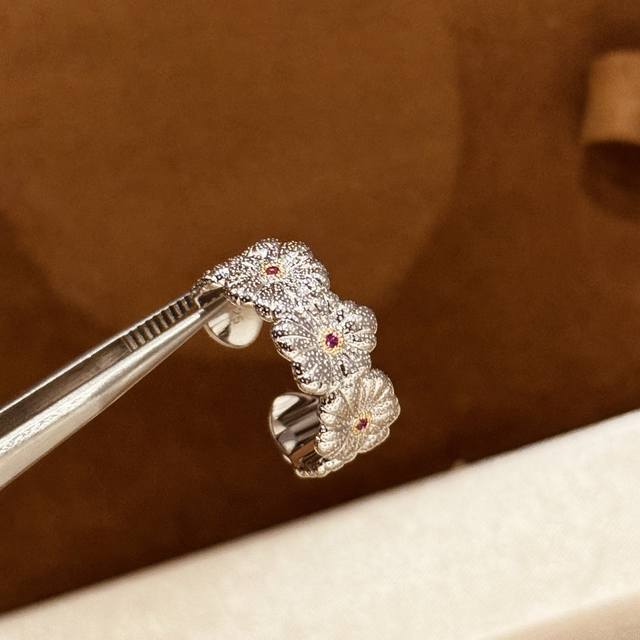 a4886 Popular Vintage Series Vintage Rose Red Diamond Daisy Frosted Ring Bloo