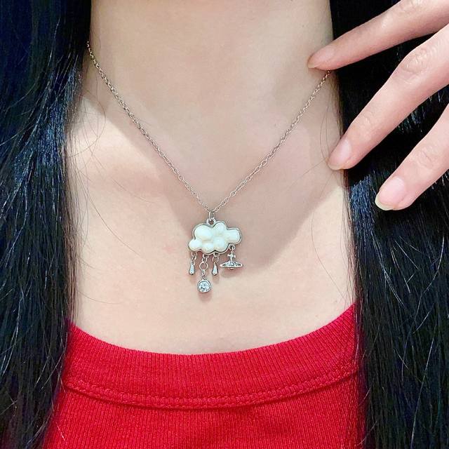 The Empress Dowager's Cloud Necklace Is So Delicate. I Like This Small And Delic