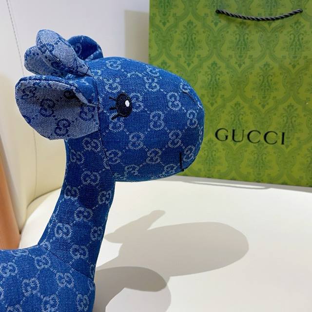 Hot Item Is Coming. Gucci's Official Website Launches New Donkey Doll. Exclusive