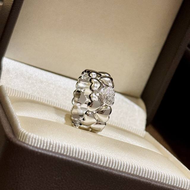 a5946 European And American Big Brand New Double Row Love Half Diamond Ring,