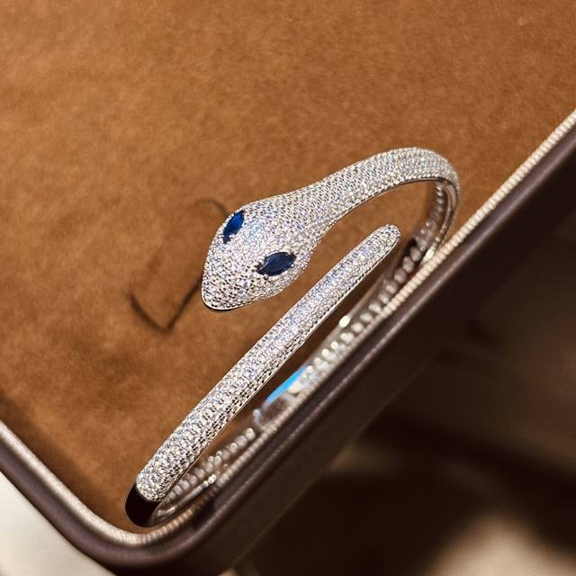 a3524 Big Brand Jewelry Snake-Shaped Sapphire Full Diamond Bracelet Original