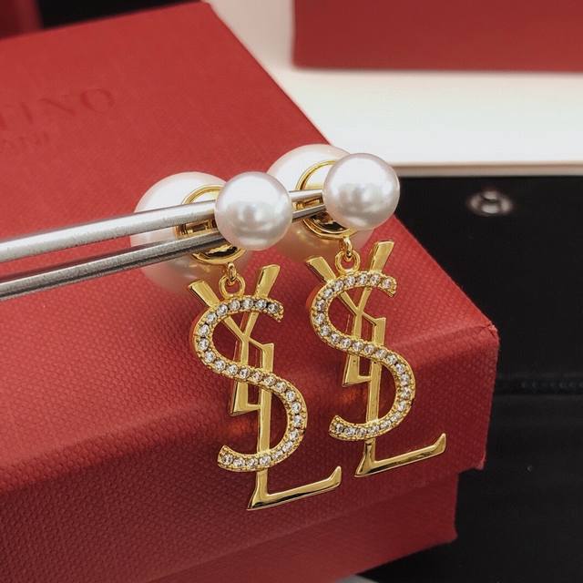 No.Yed0078 Yvessaintlauren*Latest Model Large And Small Pearl Pendant Letter Dia