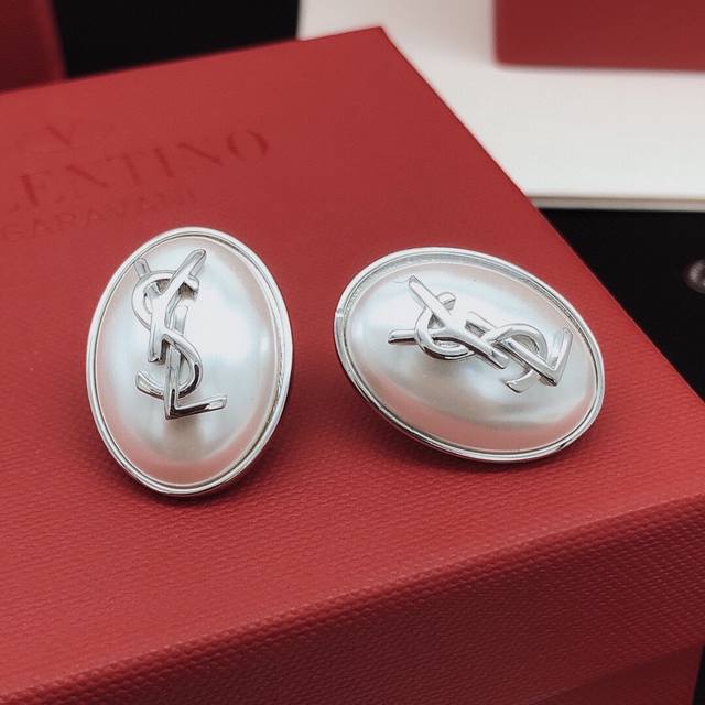 No.Yed0075 Yvessaintlauren*Latest White Oval Earrings Consistent With Zp Brass M