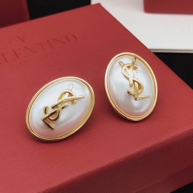 No.Yed0074 Yvessaintlauren*Latest White Oval Earrings Consistent With Zp Brass M