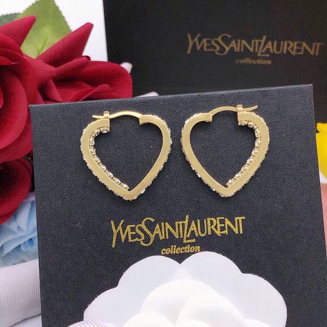 No.Yed0050 Yves Saint Laurent's Latest Love Earrings Inlaid With Diamonds Zp Bra
