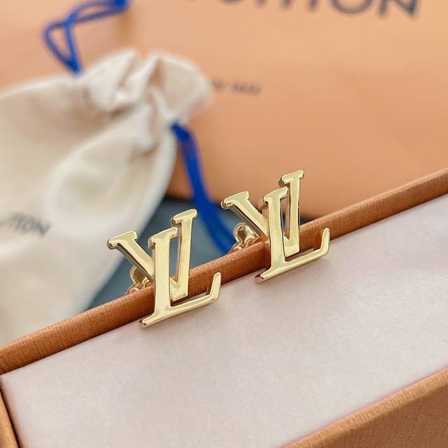 Seiko Version Louis Vuitton Earrings Lv Earrings Letters A Simple And Classic Lo