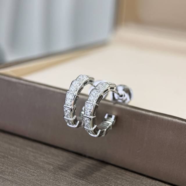 a3634 Bv Serpenti Snake Series Full Diamond Snake Earrings, Selected From Ger