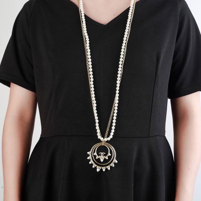 Chanel New Necklace Sweater Chain Counter Synchronous New Double C Necklace Exqu