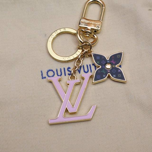 Donkey Gold Keychain Chain Pendant Logo Letter Flower Pendant Diamond Leather Fl