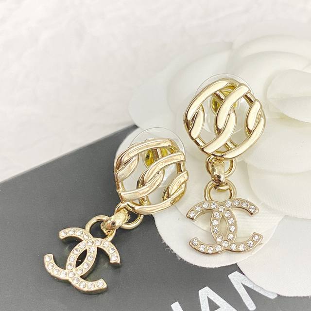 Code E2559 0247820 Chanel Earrings Are Hot-Selling And New Products Are Availabl