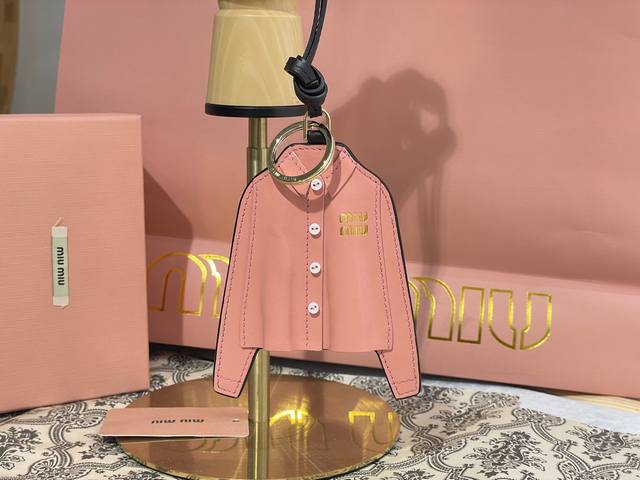 miu Miu Made Their Hot Items Into Pendants. Miu Miu Has Refined The Hot Items