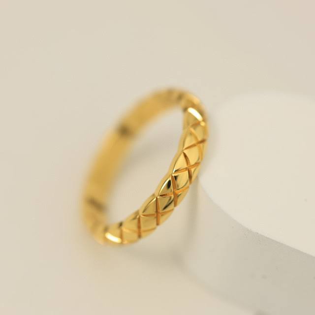Seiko Version Cnc Coco Ring Double C Chanel Diamond Classic Pattern Sub-Gold Mat