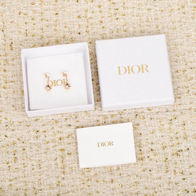 210670 Our Eight-Pointed Star Earrings Can Be Customized. Real Gold And Real