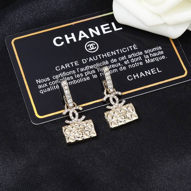 Chanel New Earrings Purchasing Level One To One Quality Chanel Goose Series Clas