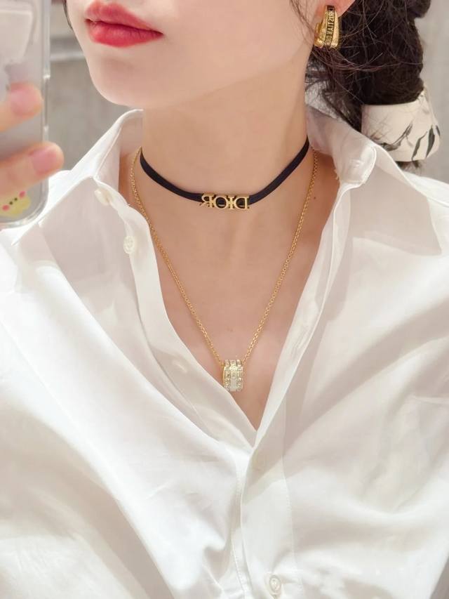 Today's New Model Code N1080 0245825 Dior Necklace Hot-Selling Model Is Now On S