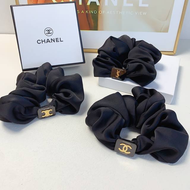 chanel Xiaoxiang Celine Celine Ysl Saint Laurent Hair Band Black Steel Logo R