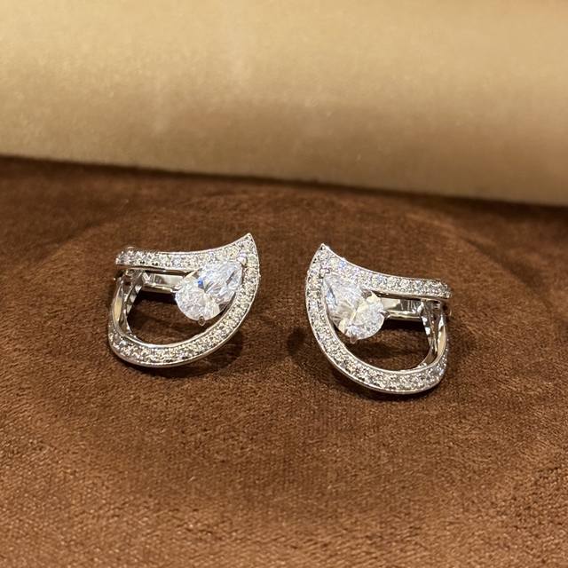 a4444 Paris Queen Josephine Series Egret Crown Water Drop Earrings High-End C